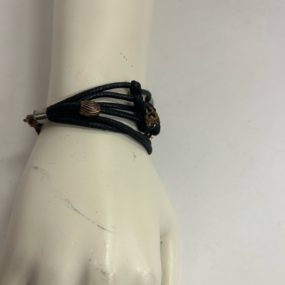 JUICY COUTURE CHARM BRACELET 8.5 inches long - Picture 6 of 7